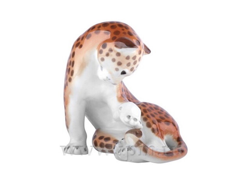 Скульптура Леопард