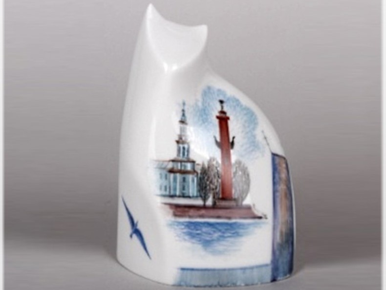 Скульптура Кот идущий с рисунком "Город у моря"